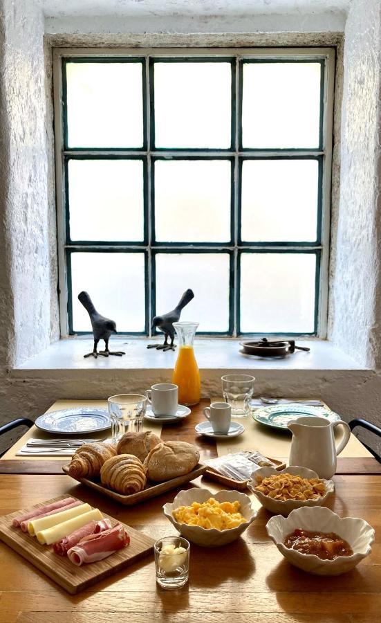 Santa Bica Eat Drink & Sleep Bed and Breakfast Lisboa Eksteriør billede