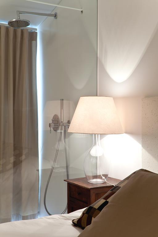 Santa Bica Eat Drink & Sleep Bed and Breakfast Lisboa Værelse billede