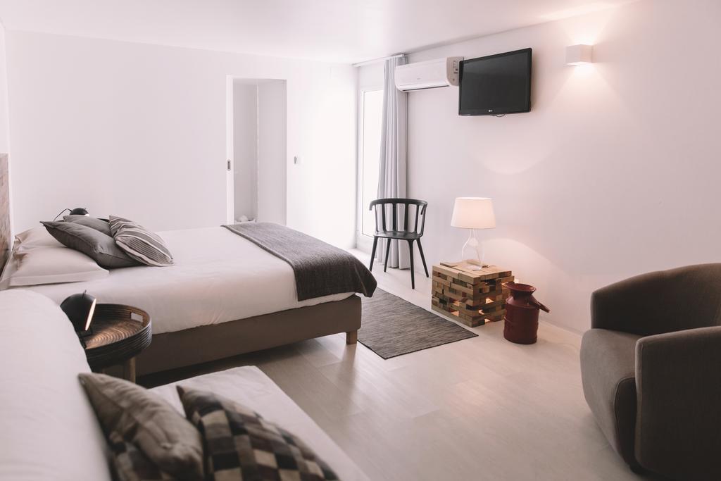 Santa Bica Eat Drink & Sleep Bed and Breakfast Lisboa Eksteriør billede
