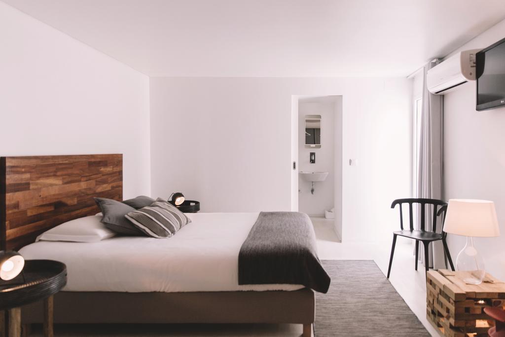 Santa Bica Eat Drink & Sleep Bed and Breakfast Lisboa Eksteriør billede